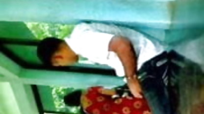 ६९ मुद्रा के साथ बंधे सेक्सी फुल मूवी वीडियो हाथ