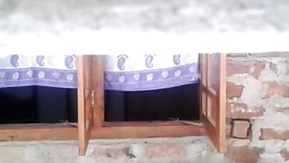 शराबी रूसी महिला चूसना एक्स एक्स एक्स वीडियो फुल मूवी के साथ बंधे हाथ