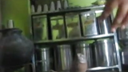 मिठाई मुंडा सुनहरे बालों फुल सेक्सी मूवी दिखाओ वाली