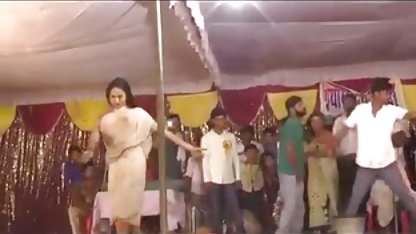 कि कैसे महिला underbism लग अंग्रेजी सेक्सी वीडियो फुल एचडी में रहा है