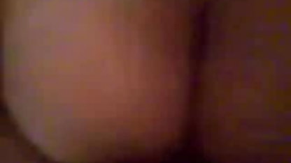 Busty सुनहरे बालों वाली आनंद मिलता है एक स्ट्रोक पर एक बर्फ सफेद बिस्तर सेक्सी फुल सेक्सी सेक्सी