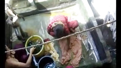 रूसी नववरवधू आराम के आधार फुल सेक्सी फुल पर छिपे हुए कैमरे के बारे में पता नहीं था
