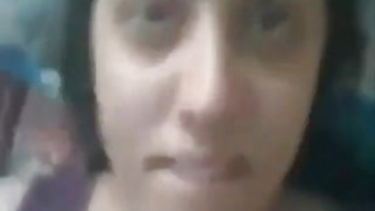 सुनहरे बालों वाली मोटी सेक्सी फिल्म पंजाबी फुल एचडी डिक पर कताई